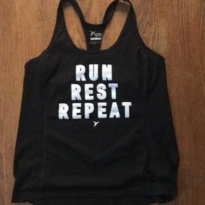 Old Navy running tank